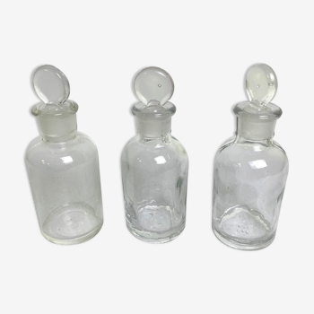 Set of 3 apothecary bottles