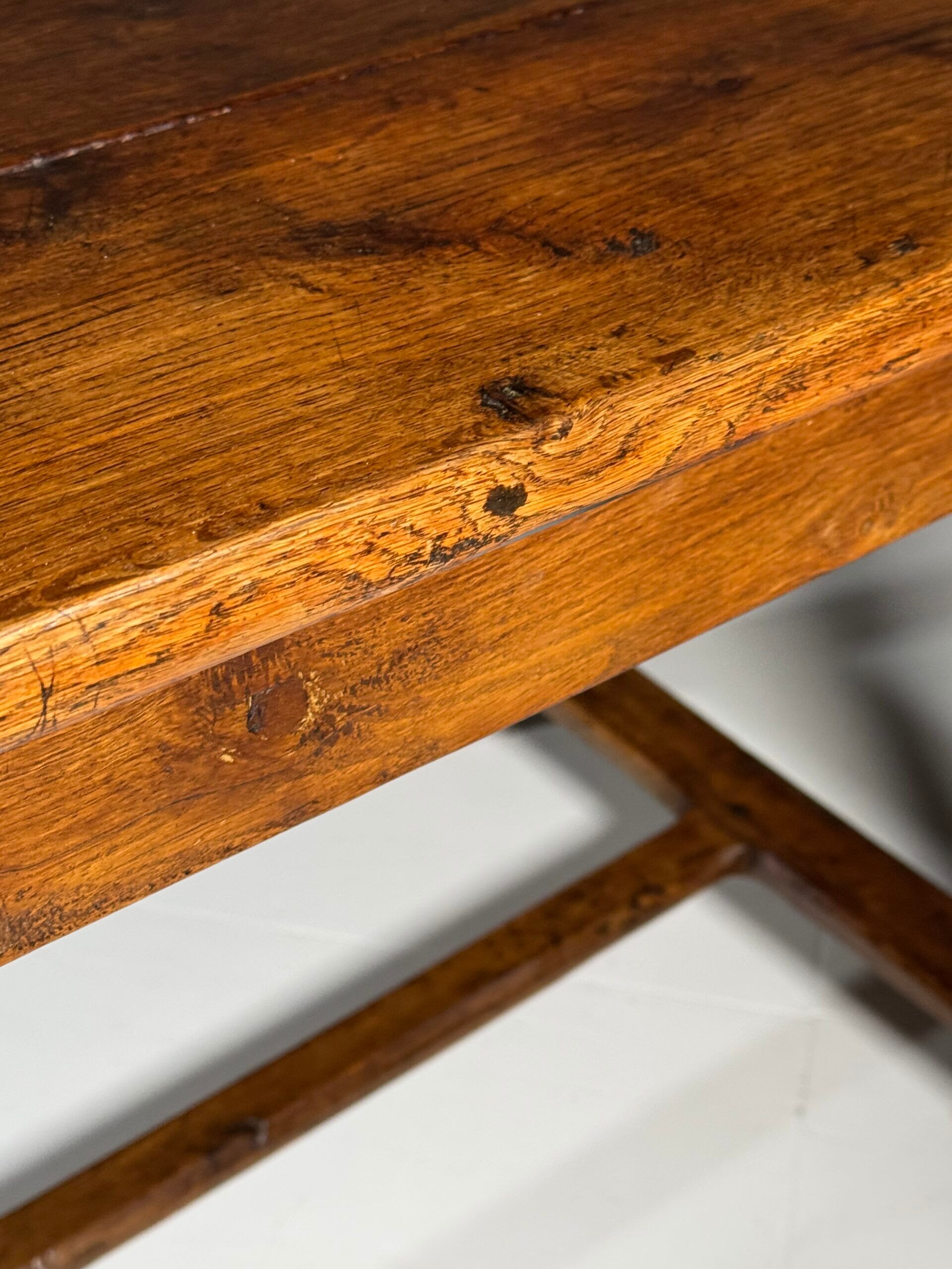 Table à manger française 197 cm