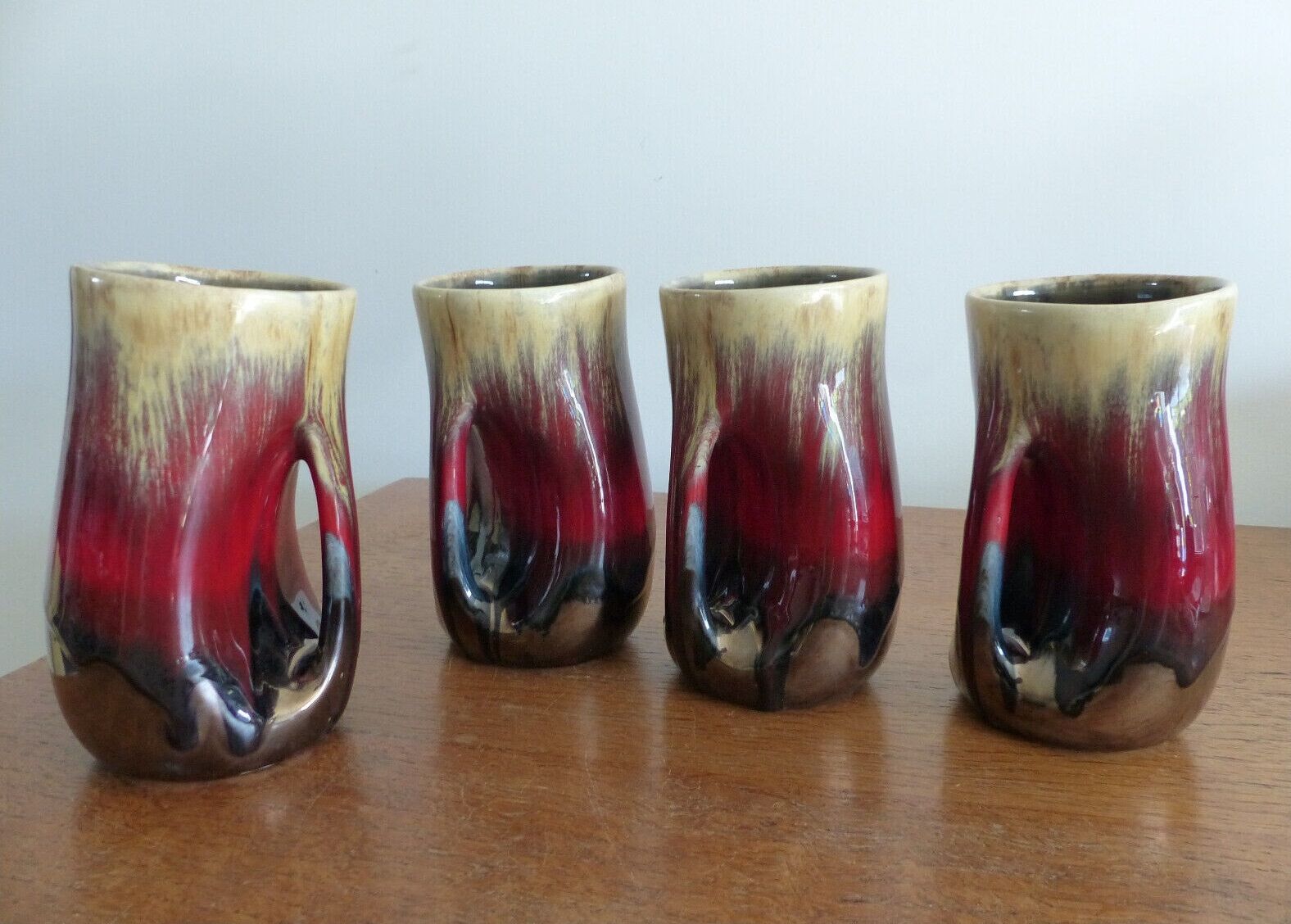Series of 4 mugs or ceramic cups in vallauris style