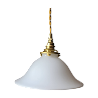 Suspension en opaline blanche