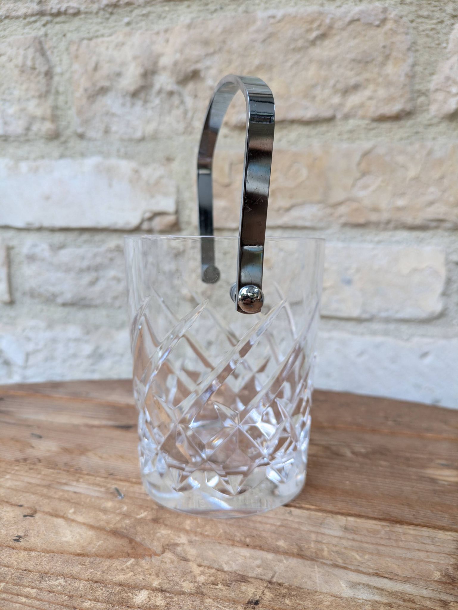 Seau à glaçons en cristal de Sèvres signé