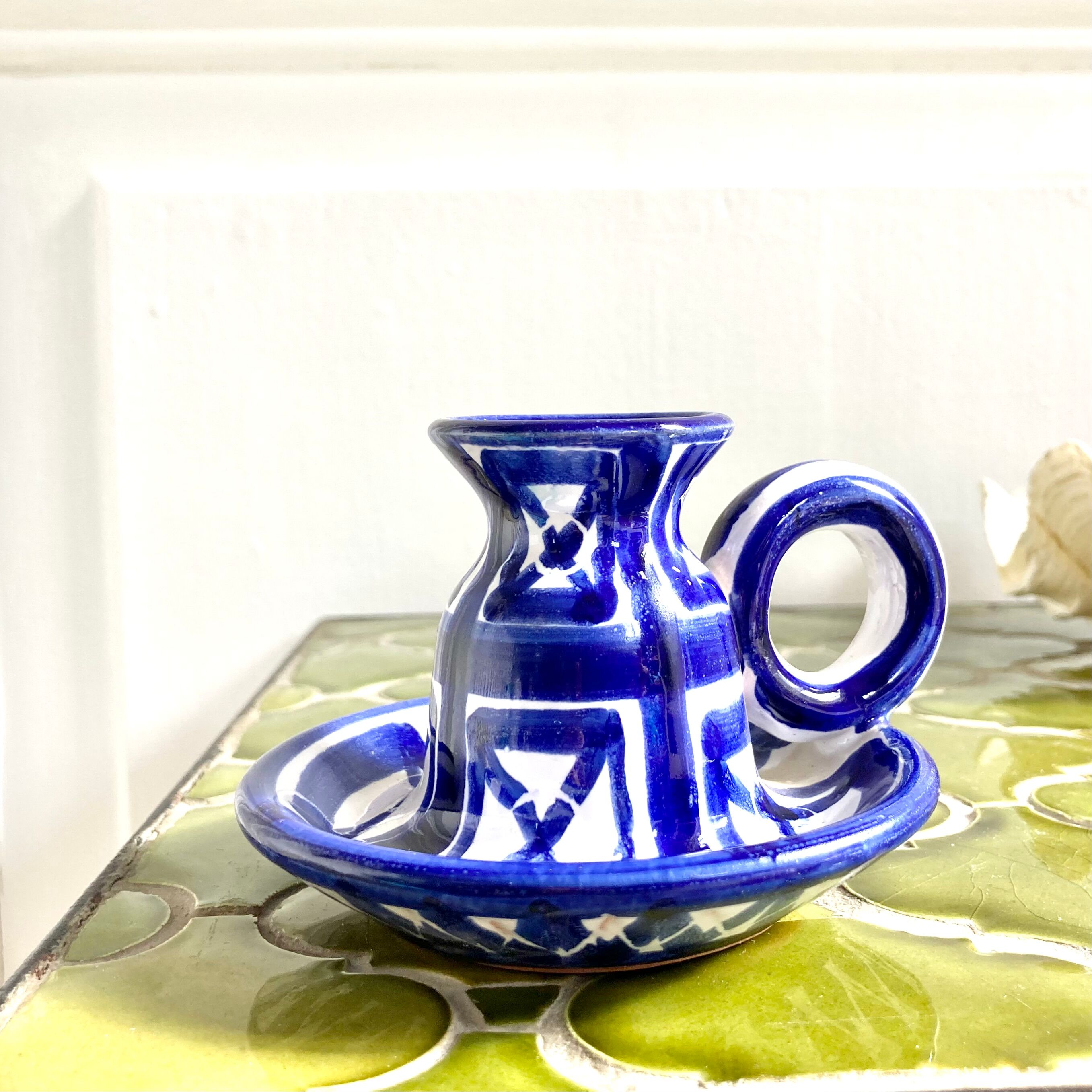 Ceramic hand candle holder