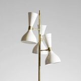 Lampadaire en laiton de style italien du milieu du siècle avec base et abat-jour en forme de cône - MCM fait à la main