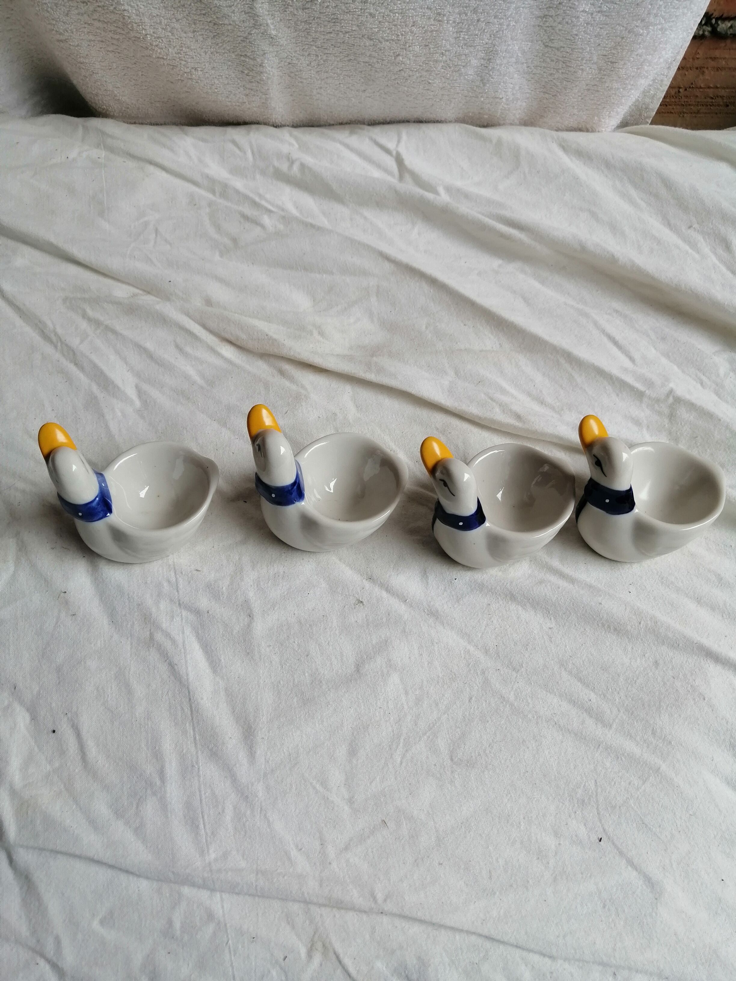 Vintage ceramic duck eggcups