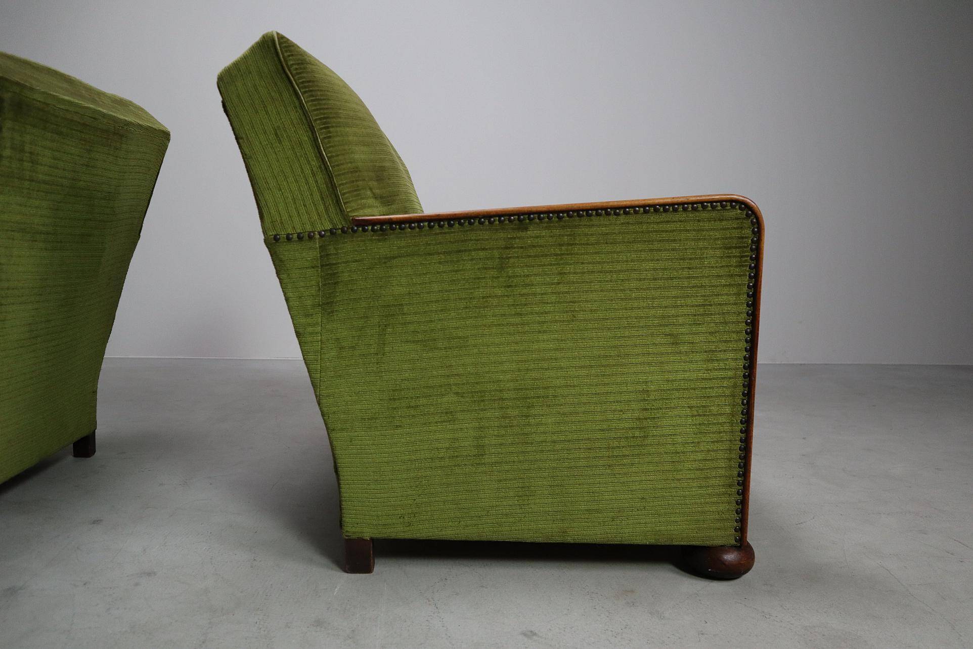 Paire de fauteuils club Art Déco, vers 1930
