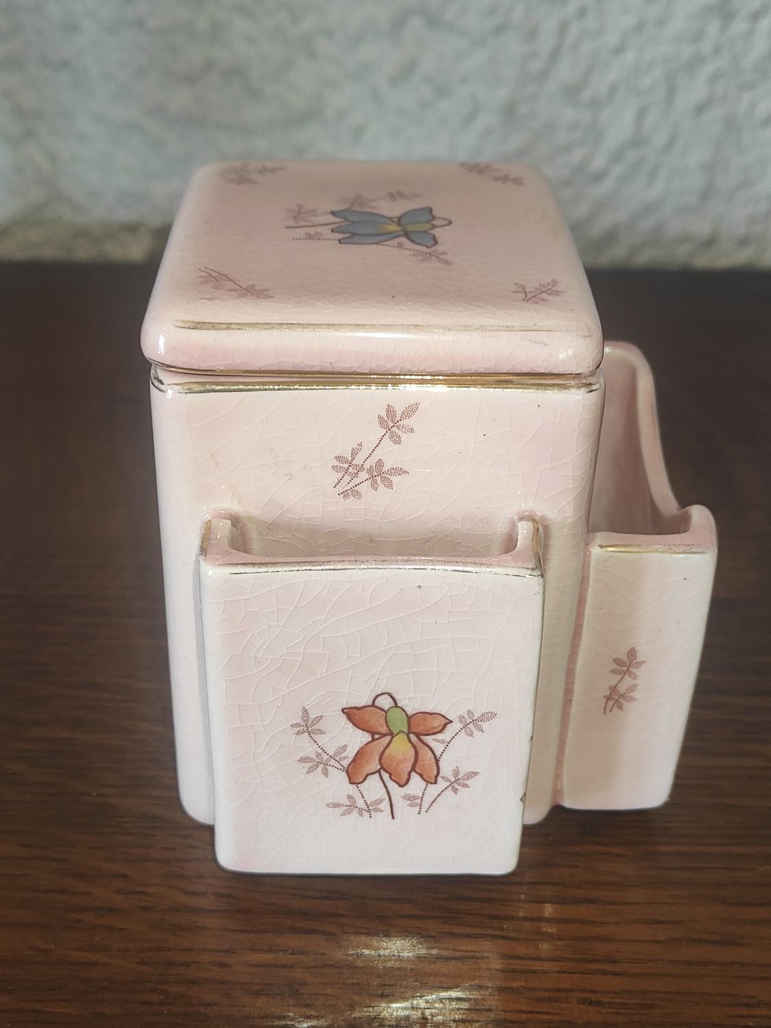 Storage pot with compartments for make-up and beauty products in old earthenware De Bruyn Fives Lille