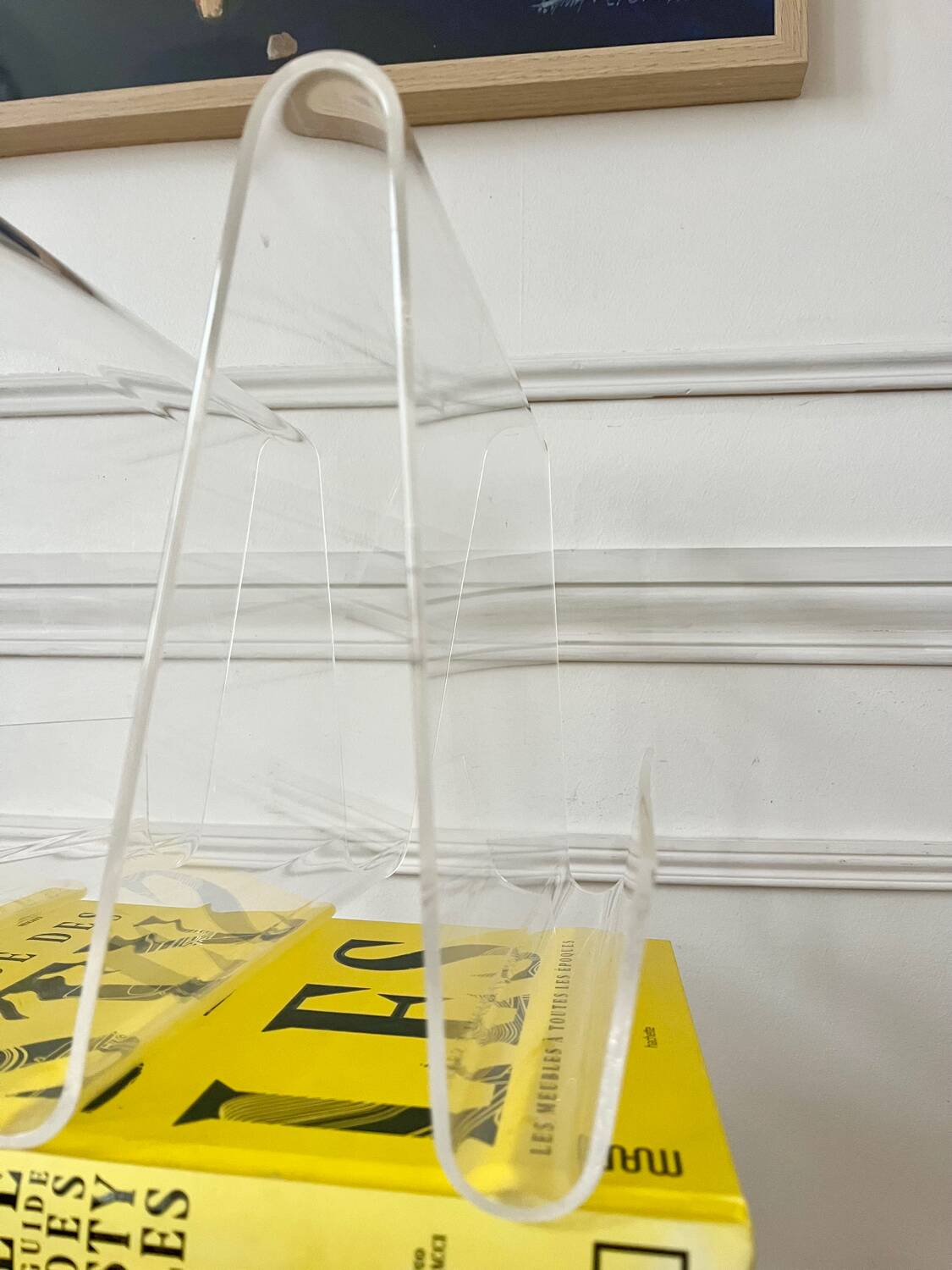 Vintage 70s Plexiglas magazine rack