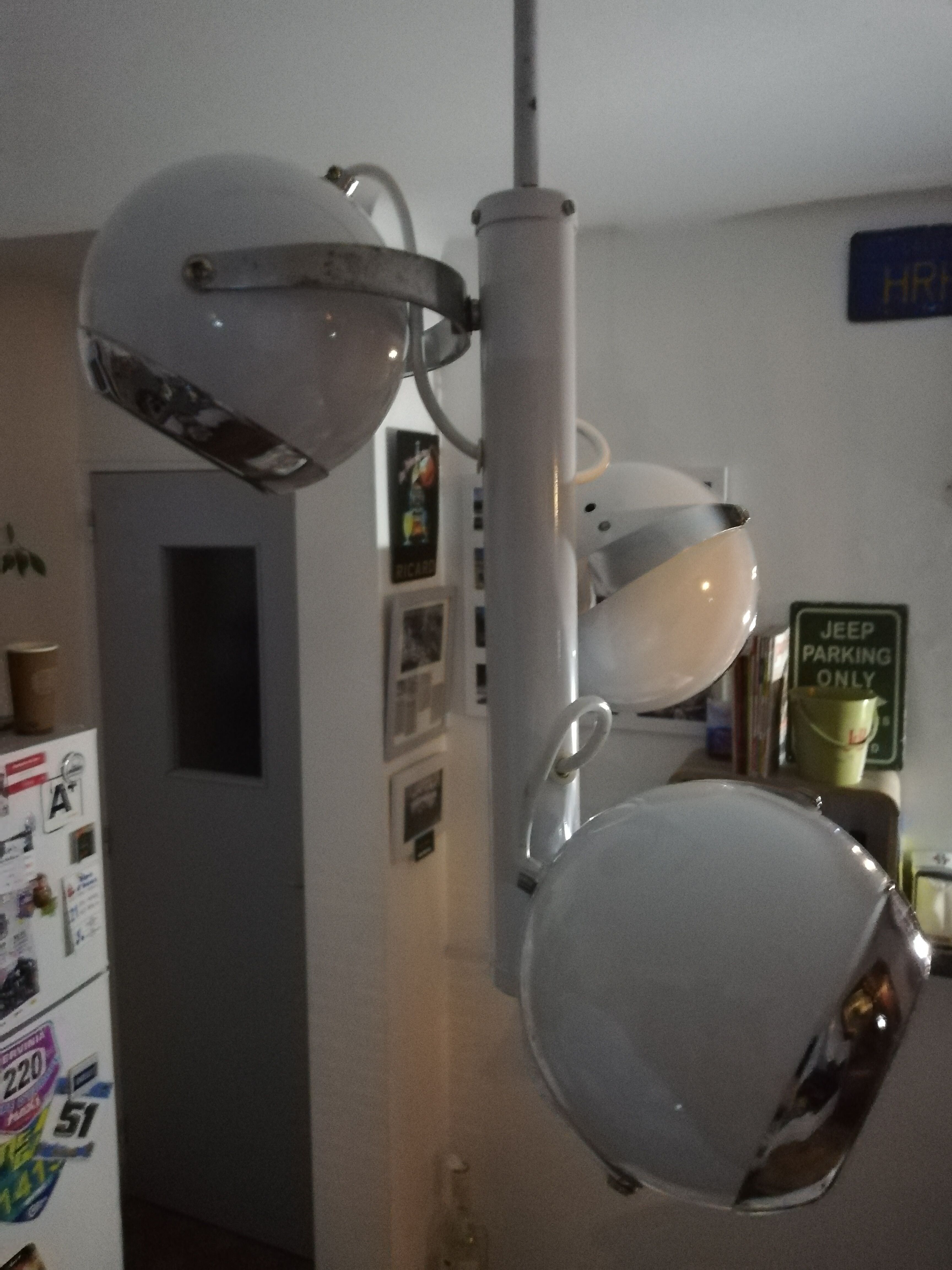 Eyeball chandelier 60