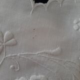 Nappe brodée