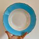Lot de 8 assiettes creuse vintage bleues, blanches et dorées