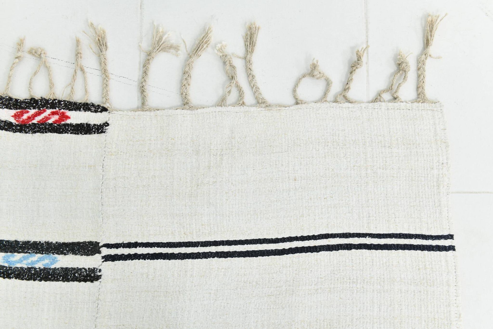 Kilim Turc Vintage Ivoire et Noir, Rayé, Déco Salon Bohème, 176X258Cm