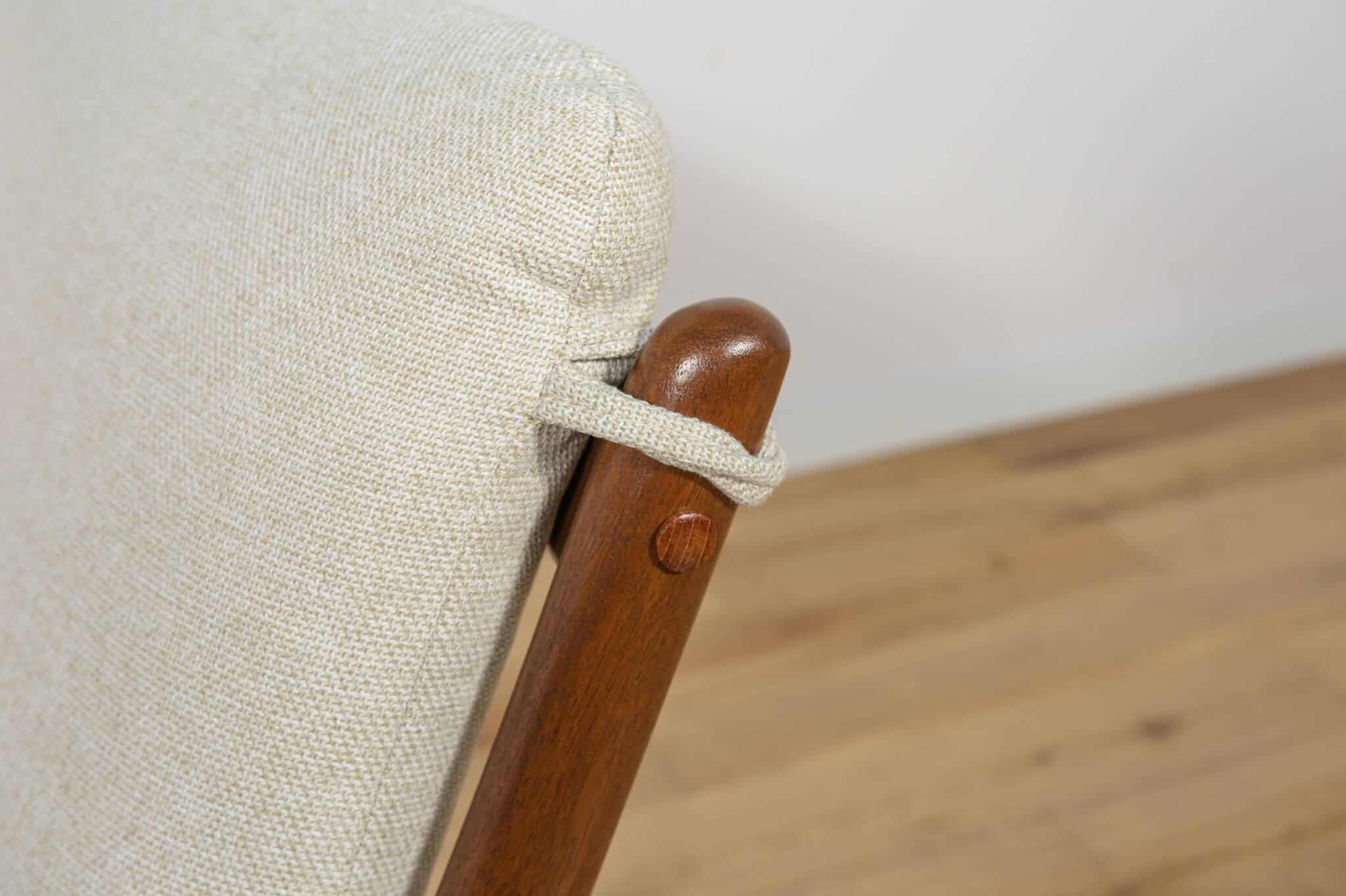 Pj112 armchairs by ole wanscher for poul jeppesens, denmark, 1960s, set of 2