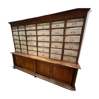 Notary furniture