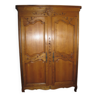 Armoire de style normand