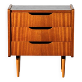 Bedside table with 3 drawers