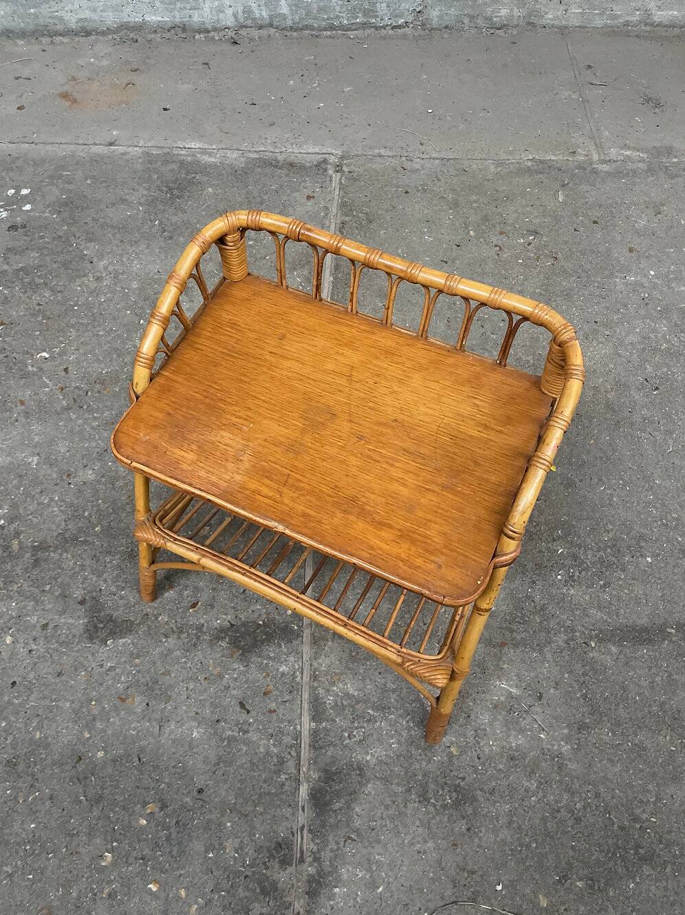 Bout de canapé rotin