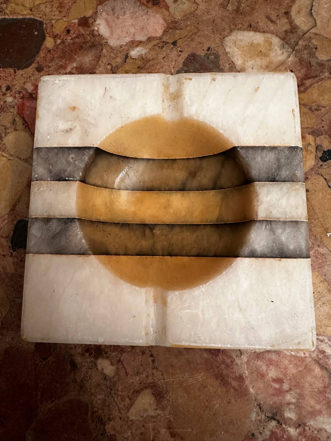 Art Deco ashtray/trinket tray in tricolor marble
