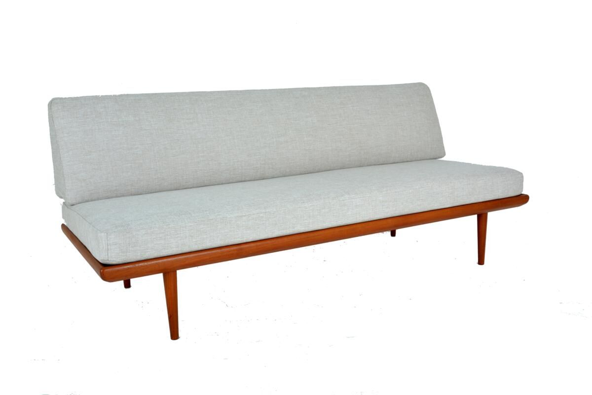 Daybed "Minerva " de Peter Hivdt et Orla Molgaard Nielsen