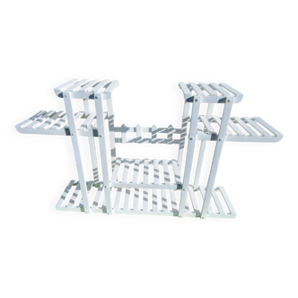 Étagère multi-niveaux