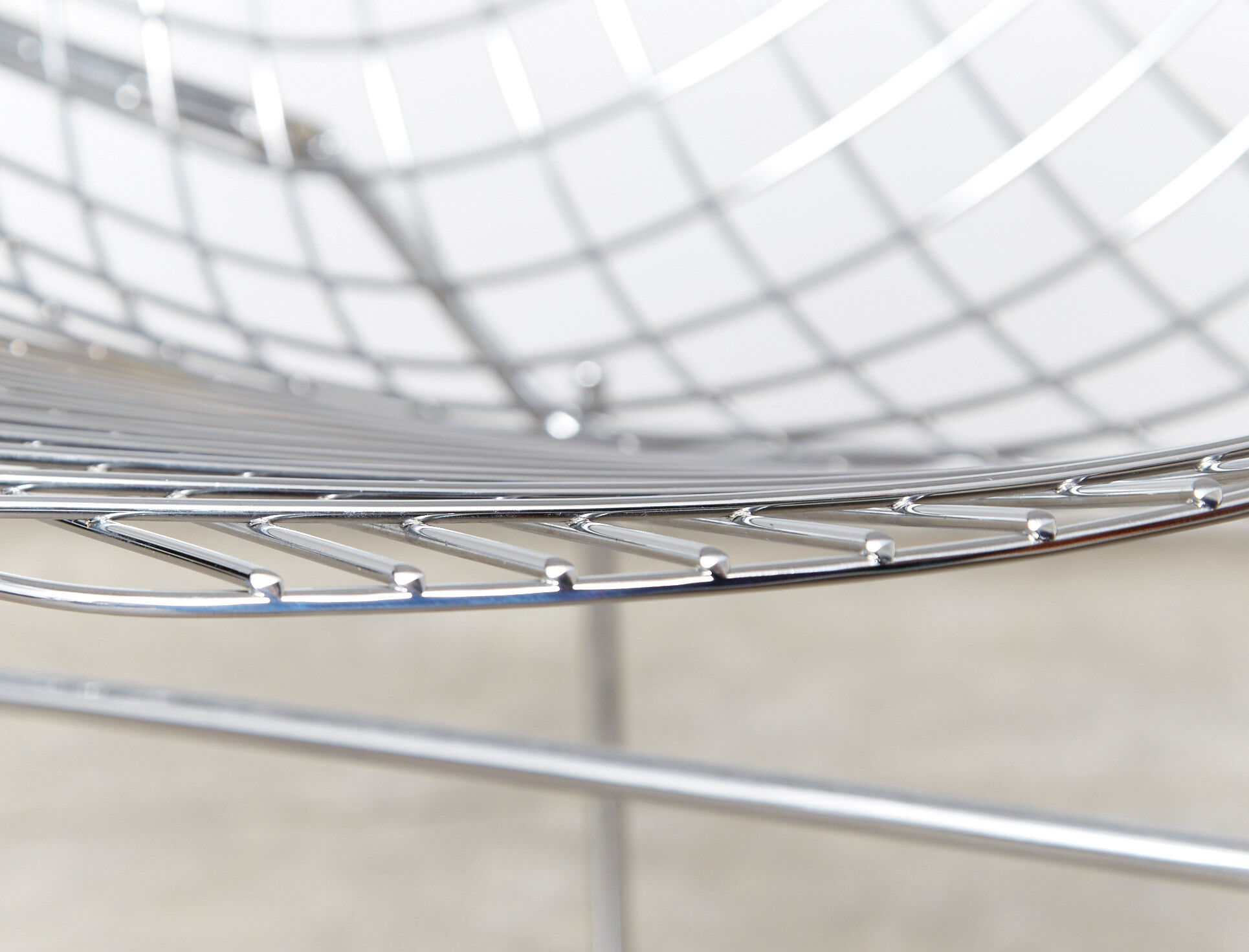 Harry Bertoia diamond chair 421 for Knoll International