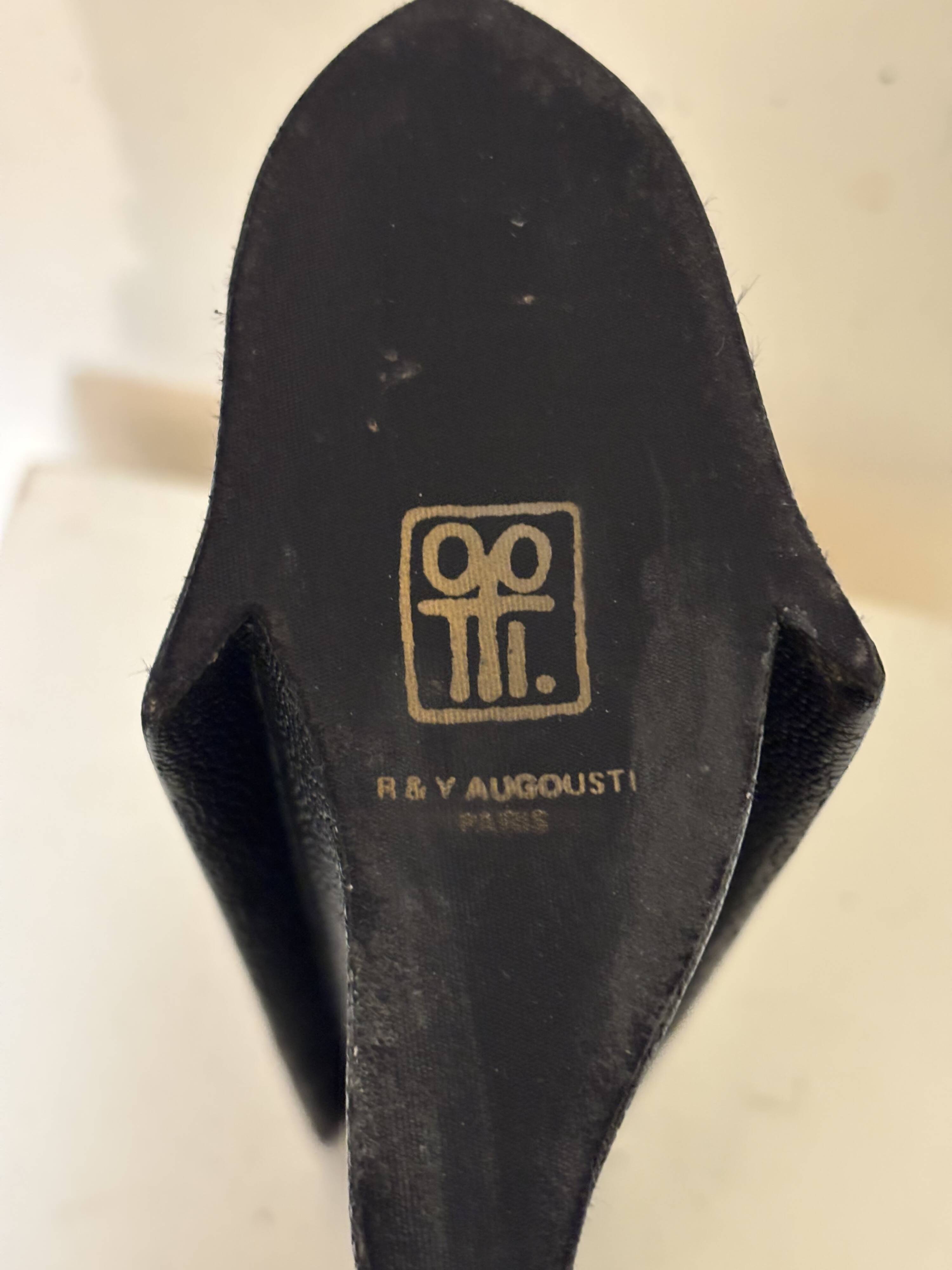 Geometric shagreen vase Ria & Yiouri Augousti, 1990