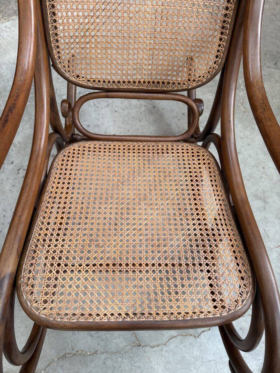 Thonet rocking chair 1900