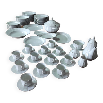 Porcelain service