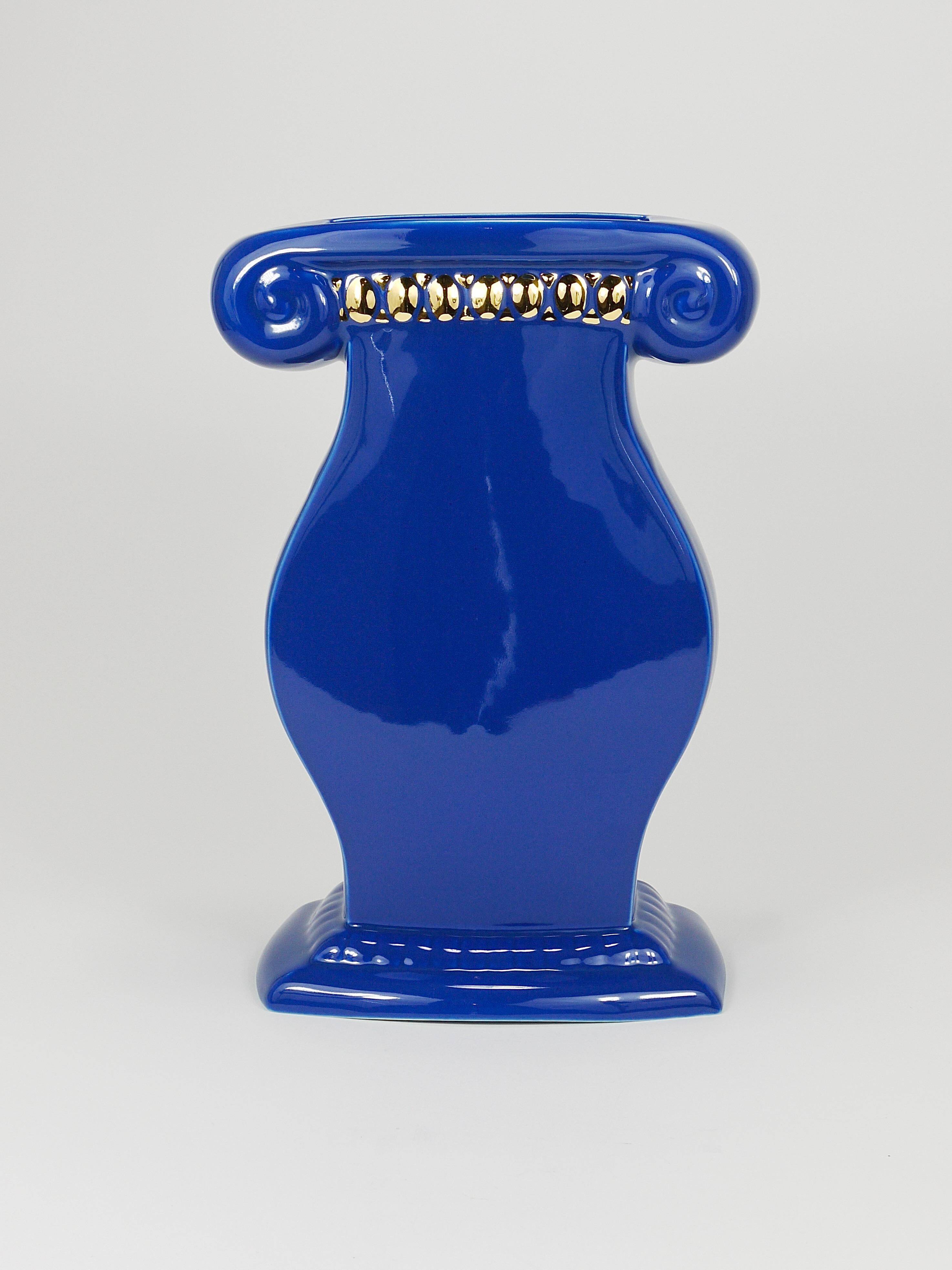 Heide Warlamis Vase Postmodern Grand Design Memphis, Vienna Collection, 1980s