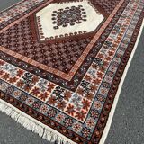 Tapis tunisien fait main