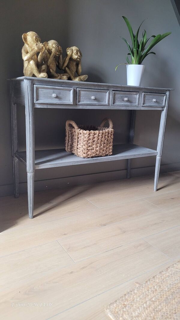 Console en bois léger gris