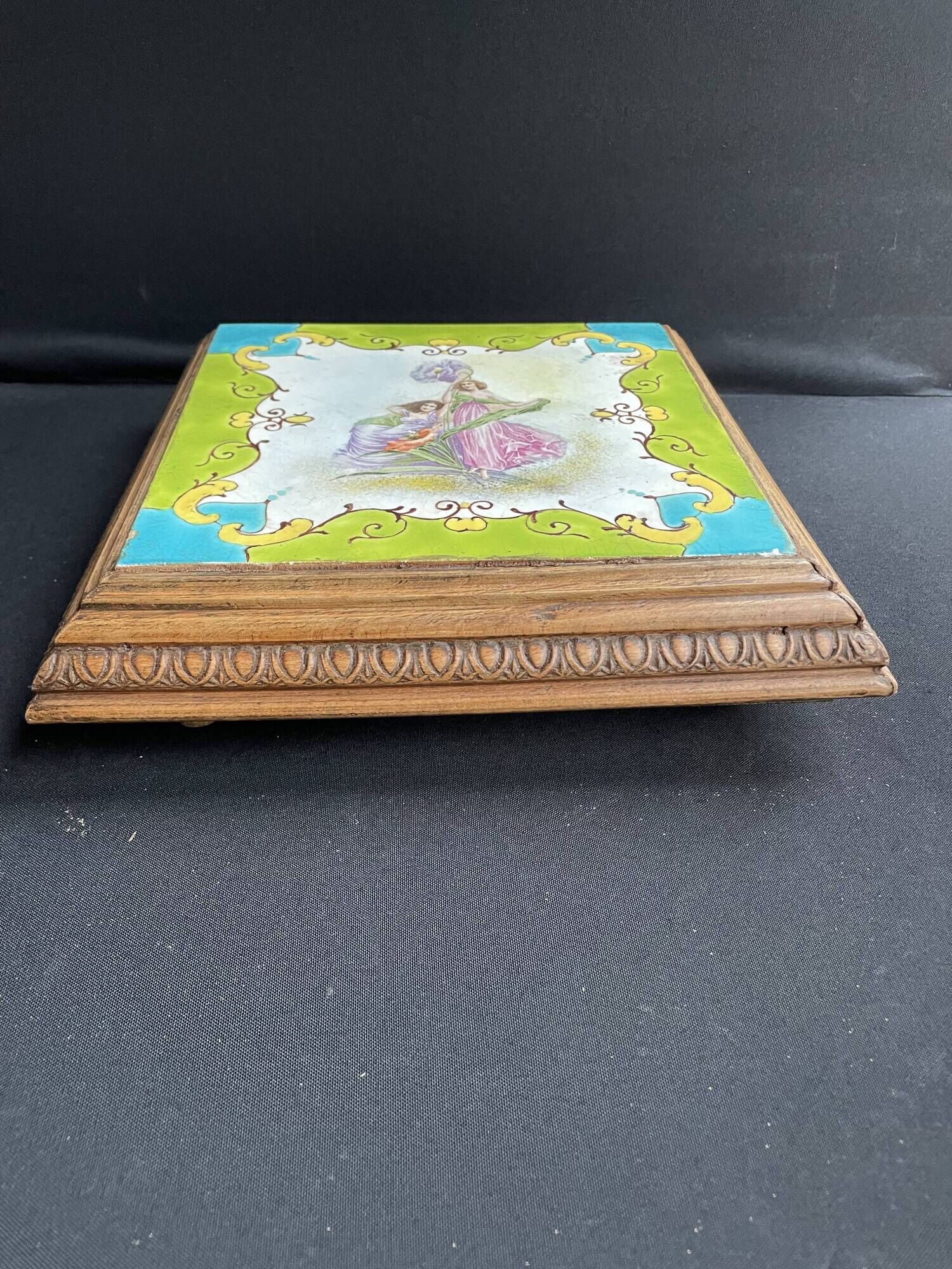 Dessous de plat  Famille Gambier - Paris J G Givet -