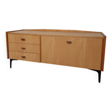 Vintage dressing table