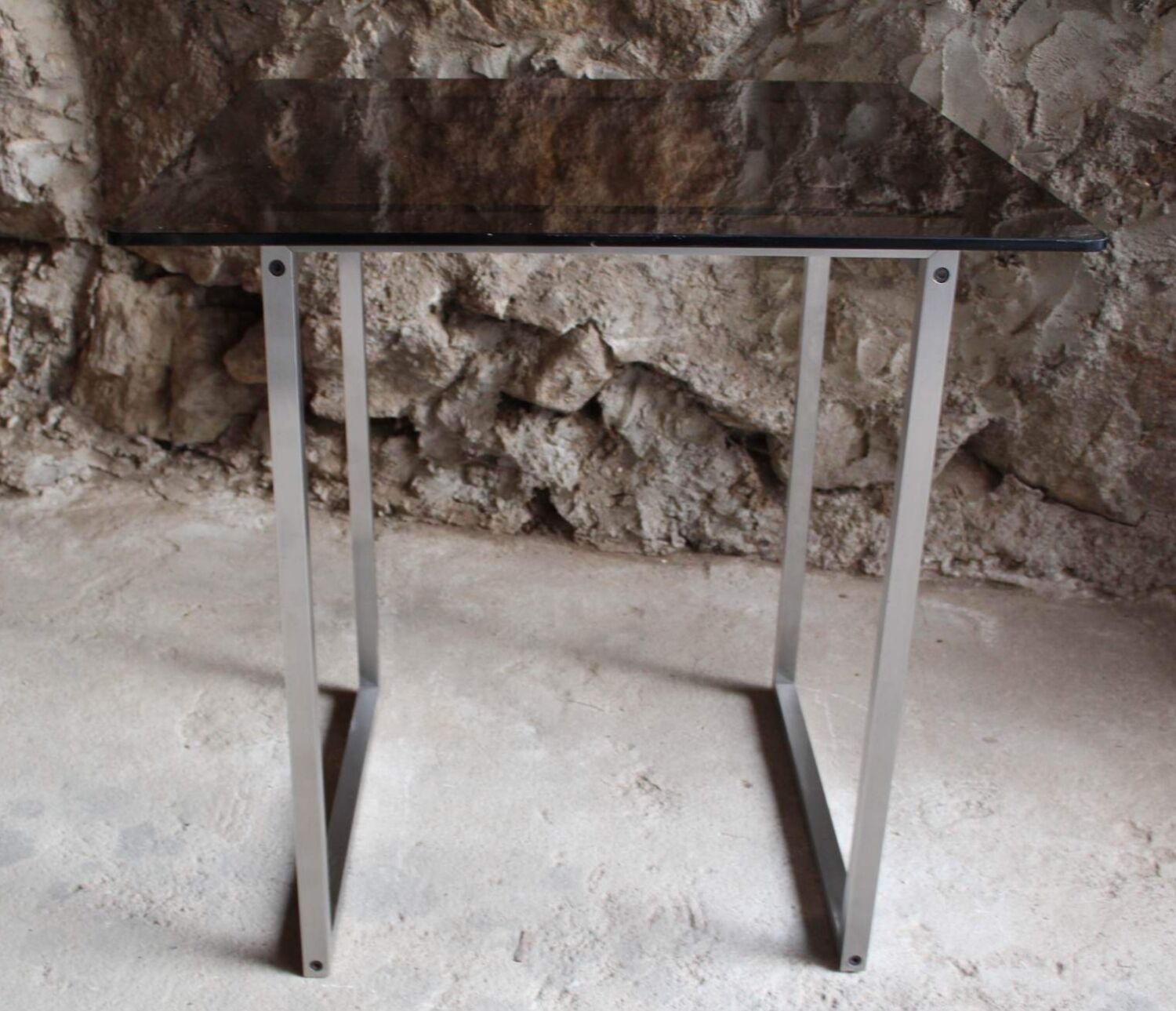 Table aluminum base and vintage glass top