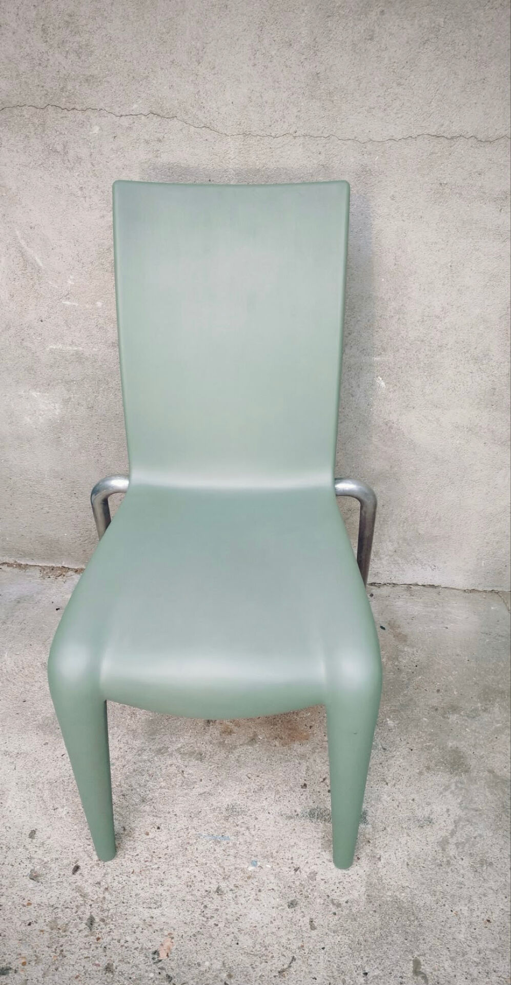 Set of 4 Louis 20 chairs by Stark for Vitra