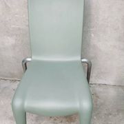 Lot de 4 chaises Louis 20 de Stark par Vitra