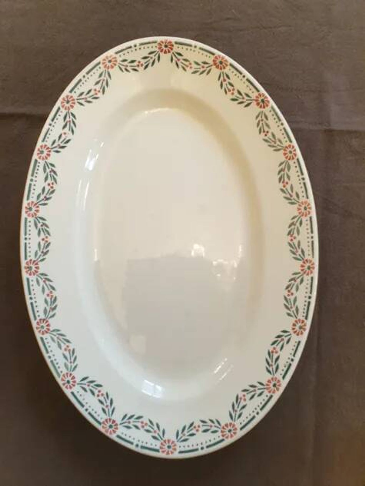 Grand Plat ovale Terre de Fer (36 cm) vers 1900
