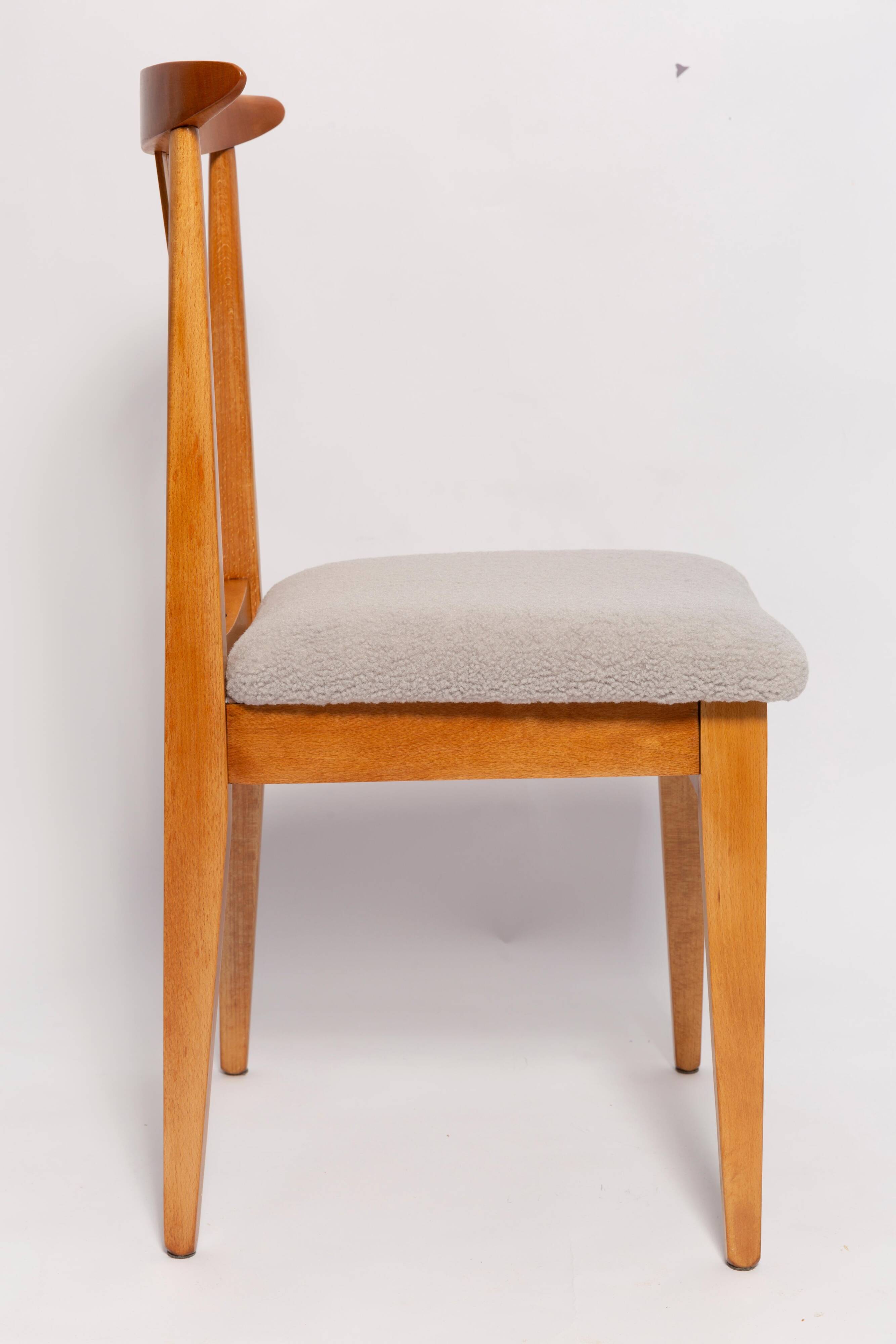 Mid-Century Chair in Linen Boucle and Light Wood by M. Zielinski, Europe, 1960s