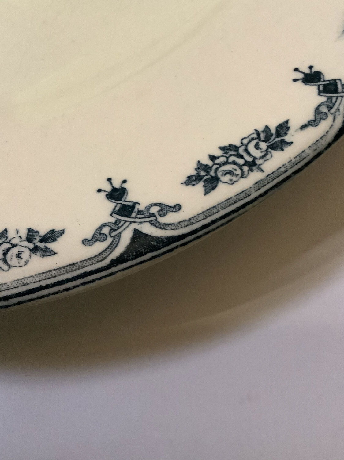 Large oval serving dish