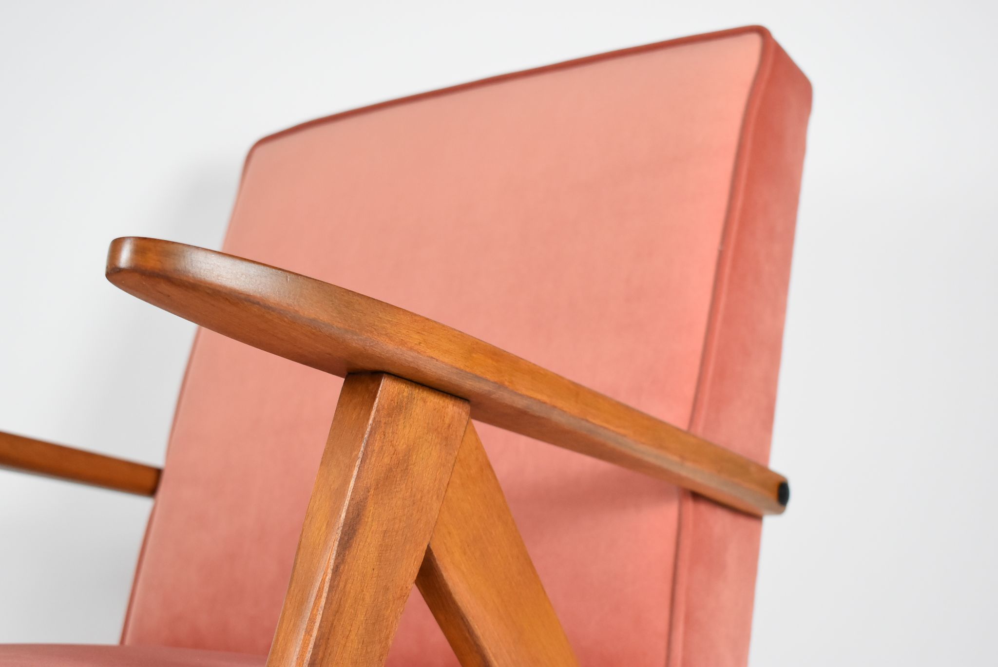 Original vintage armchair compas, restored, 1960s, velvet, pink