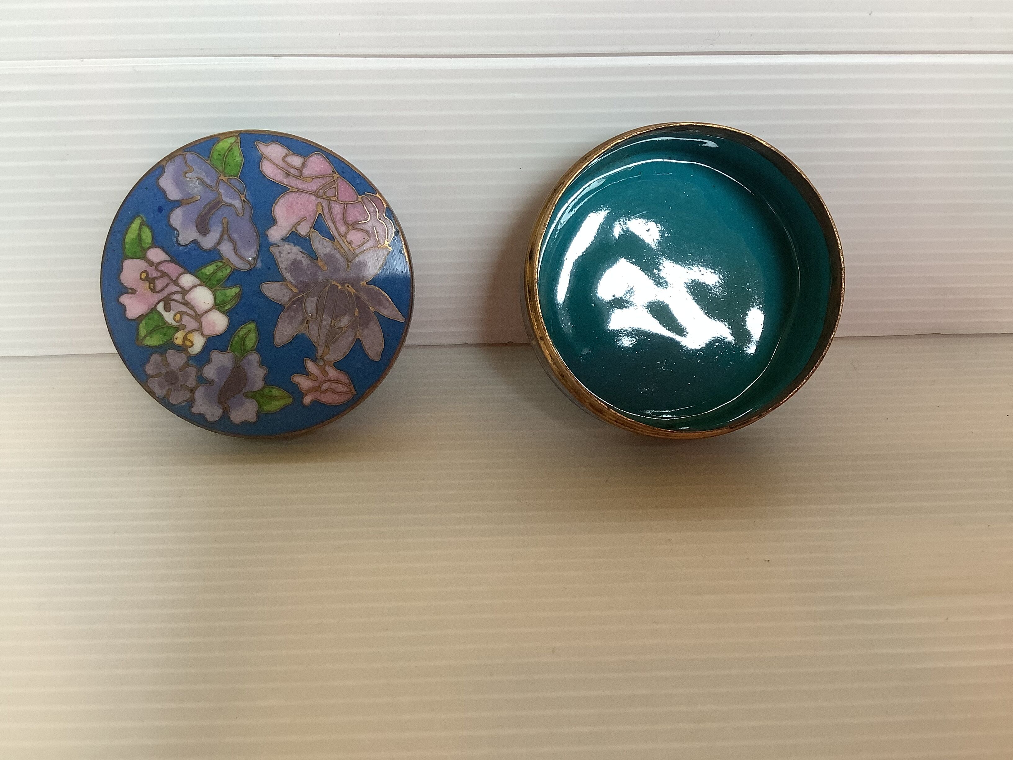Boîte émaux cloisonnés