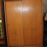 Armoire vintage