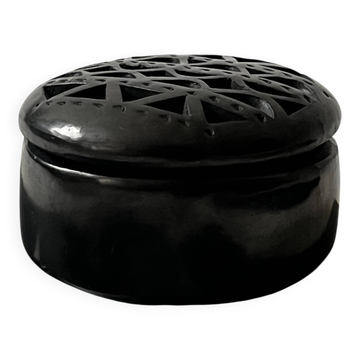 Empty pocket with black ceramic lid, Mexico 1980