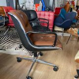 Fauteuil de Charles Pollock première édition Knoll circa 1965