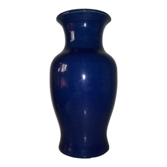 Ceramic vase