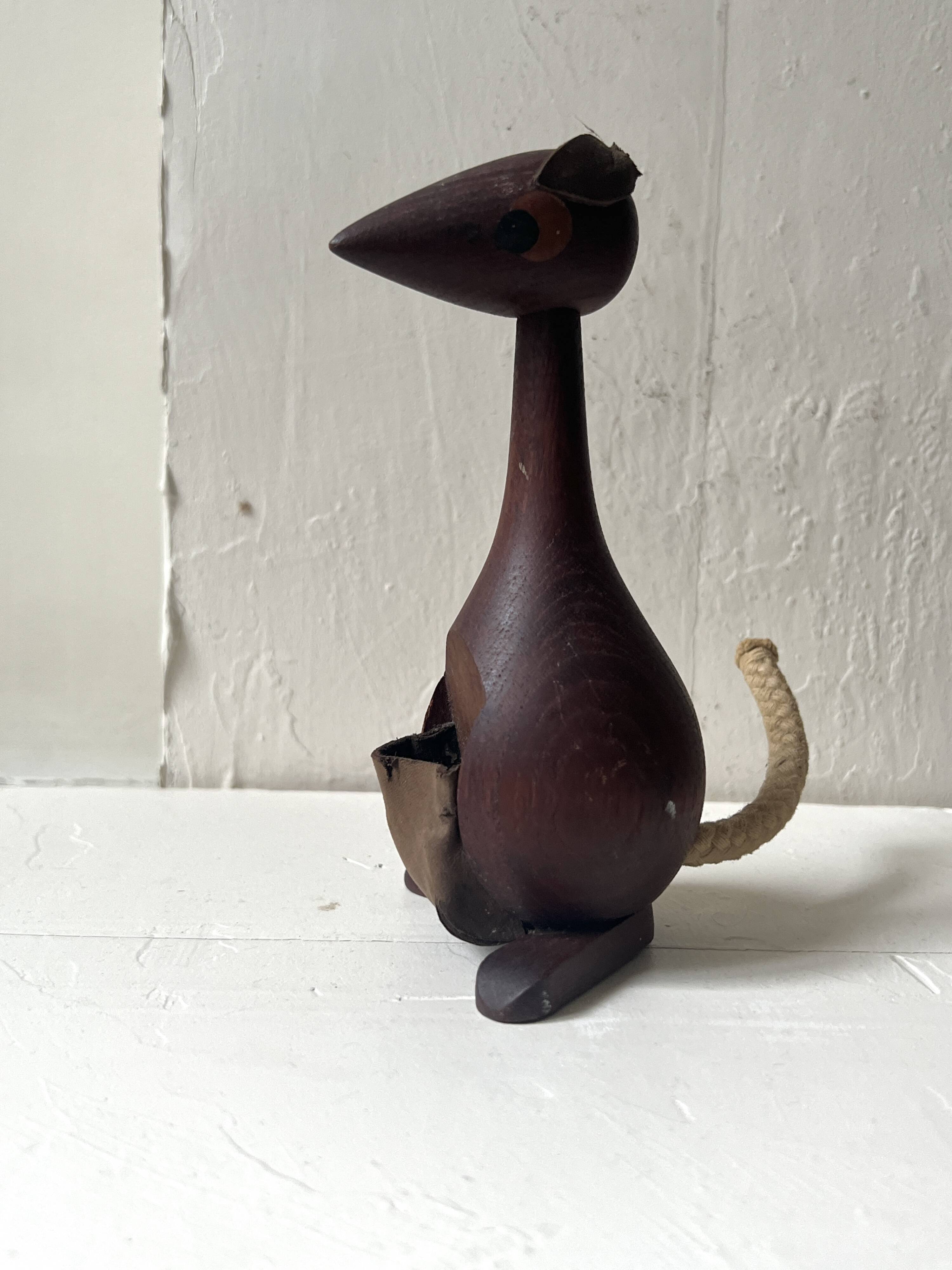 Teak wood kangaroo sculpture & genuine leather, Damemark design 1970