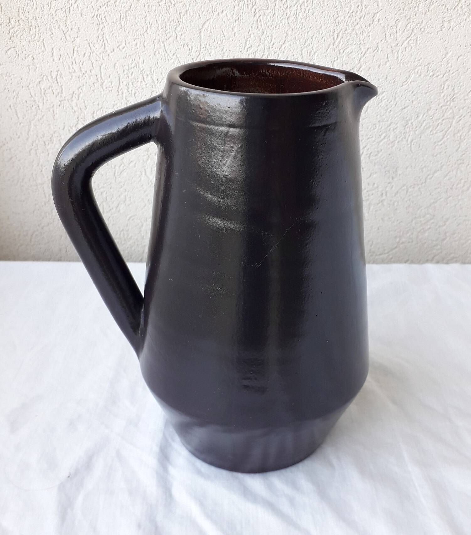 Brown Arts Céram pitcher