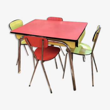 Formica table with 4 chairs