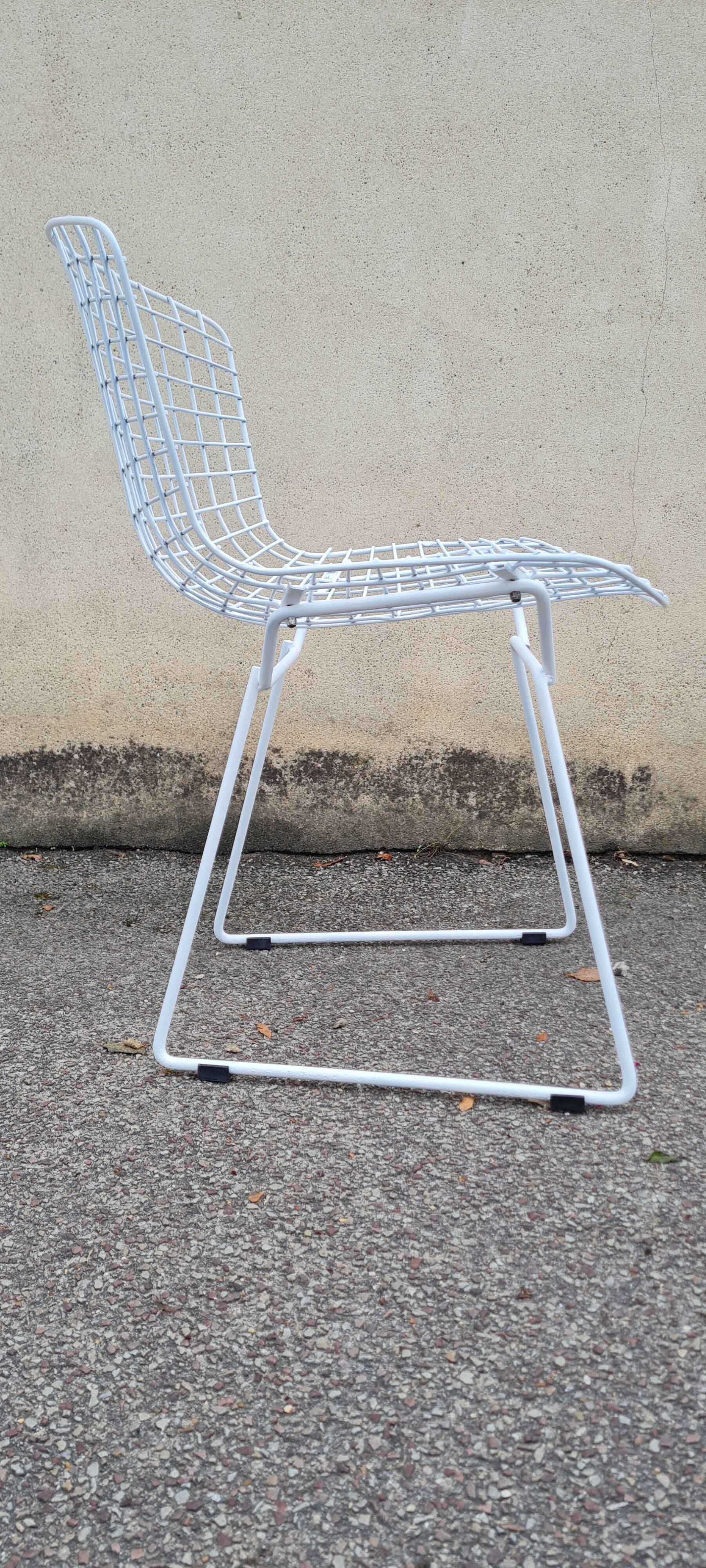 Chair wire by Harry Bertoia