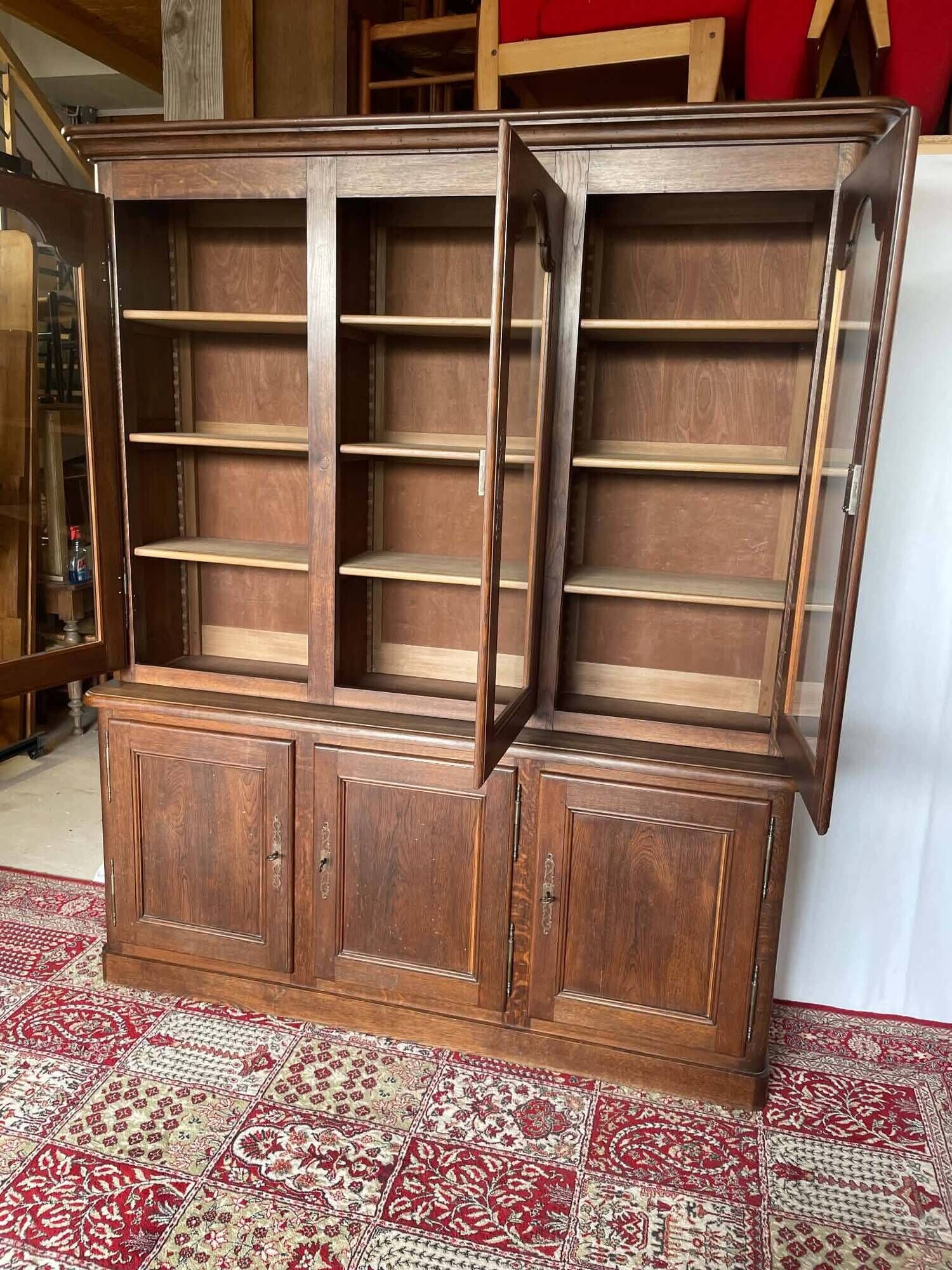 Large antique two-body library in solid oak – 3 glass doors