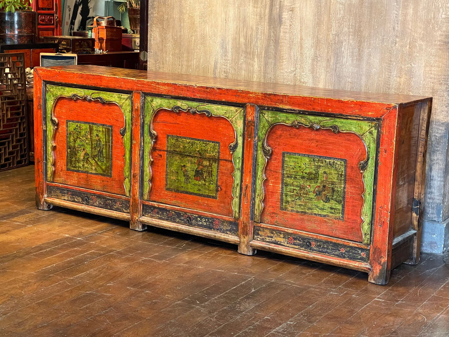 Antique Chinese sideboard 3 doors + 3 drawers